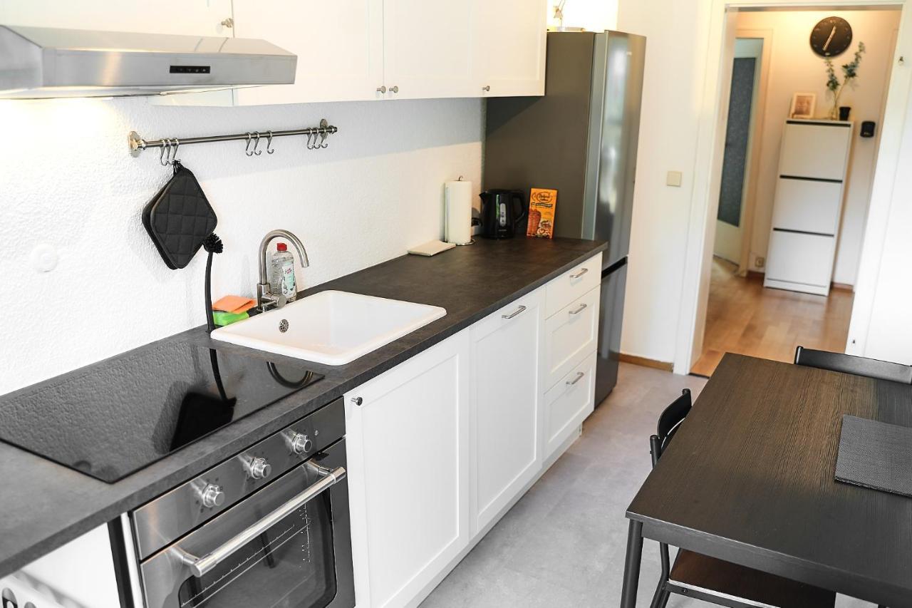 N2 Centrally Located 3-Room Apartment With Balcony Or Individual Rooms カールスルーエ エクステリア 写真