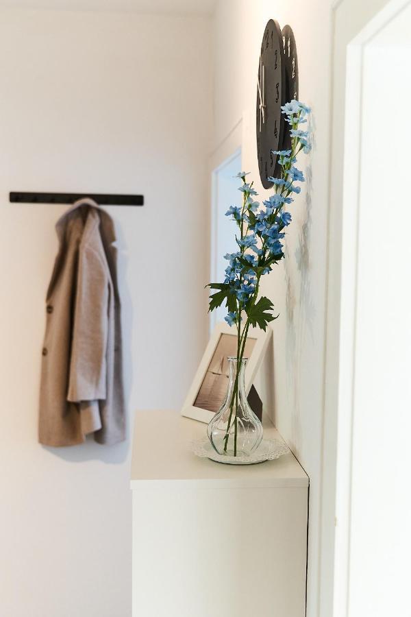 N2 Centrally Located 3-Room Apartment With Balcony Or Individual Rooms カールスルーエ エクステリア 写真